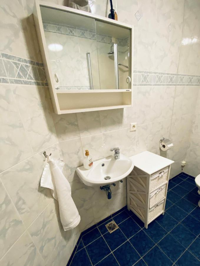 Apartament Penthouse On The Main Street, Town Center Akureyri Zewnętrze zdjęcie