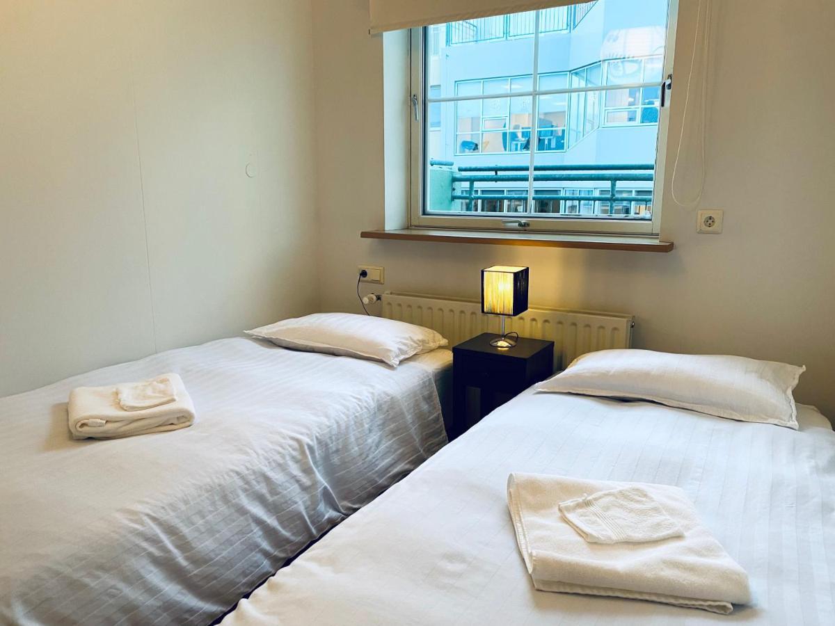 Apartament Penthouse On The Main Street, Town Center Akureyri Zewnętrze zdjęcie